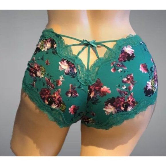 Lane Bryant Other - Lane Bryant Cacique Strappy Back Cheeky Panty 26/28